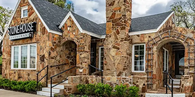 stonehouse-exterior-img